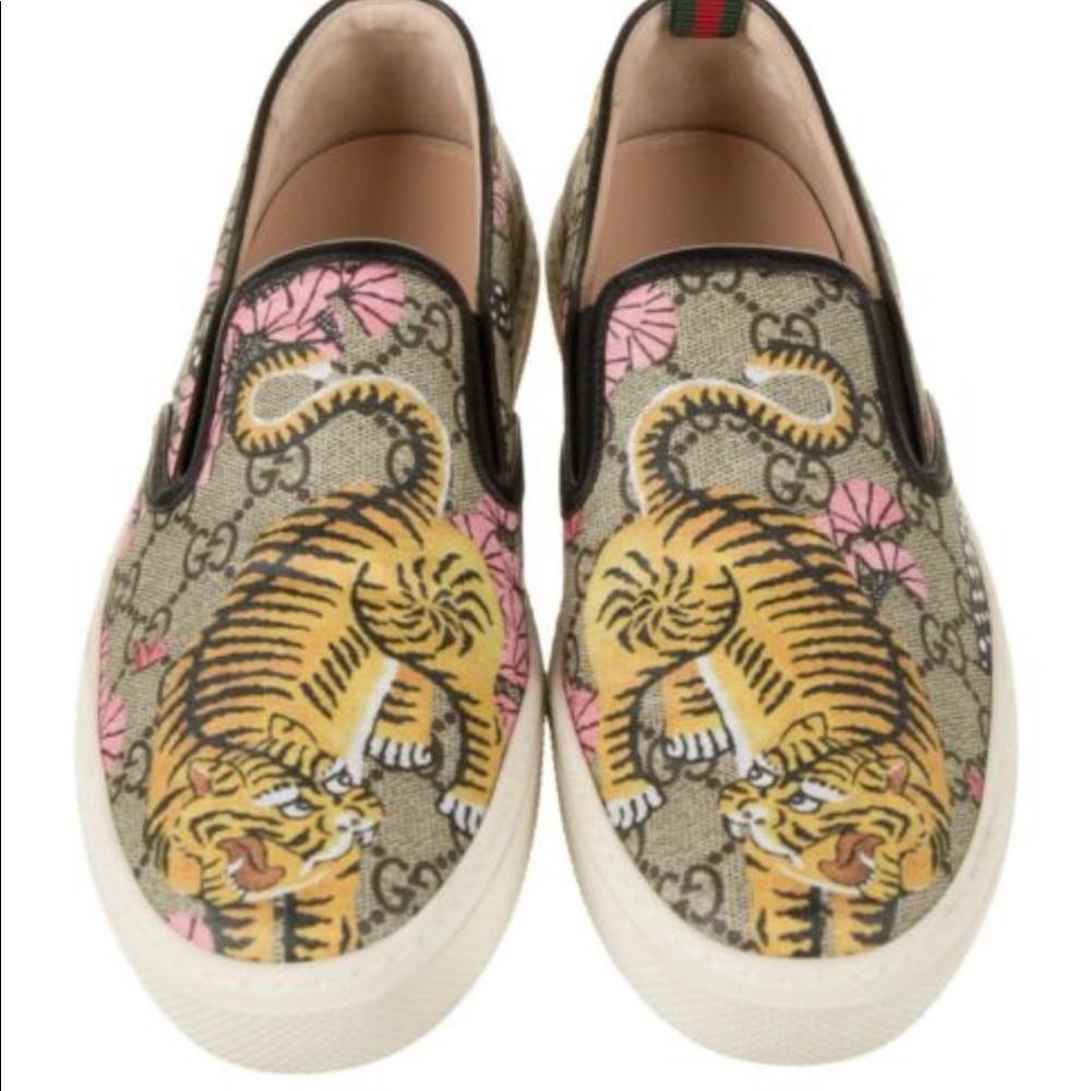 Gucci Bengal decks in Good Condition Size 38
